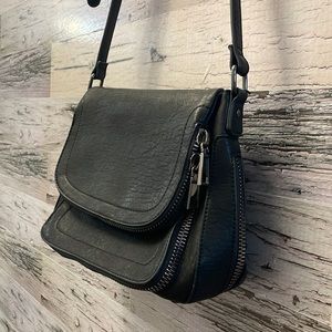 Aldo Faux Black Leather Crossbody Zipper Purse Bag